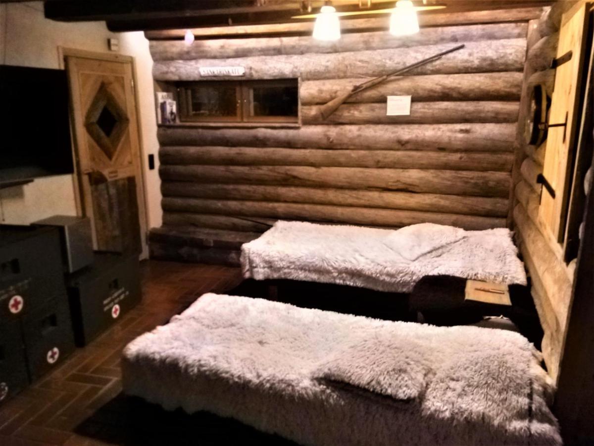 120 Yrs. Old Log House In Kuopio City Centre Exterior foto